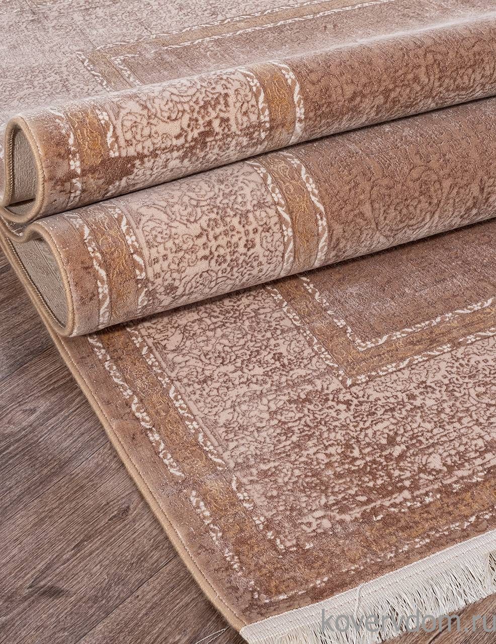 Ковер LOUVRE 122 L.BROWN Ковер LOUVRE 122 L.BROWN